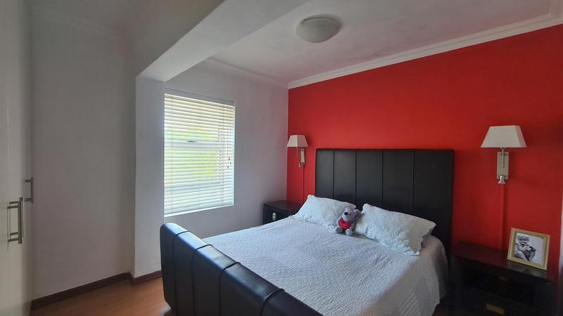 To Let 2 Bedroom Property for Rent in Strand Central Western Cape